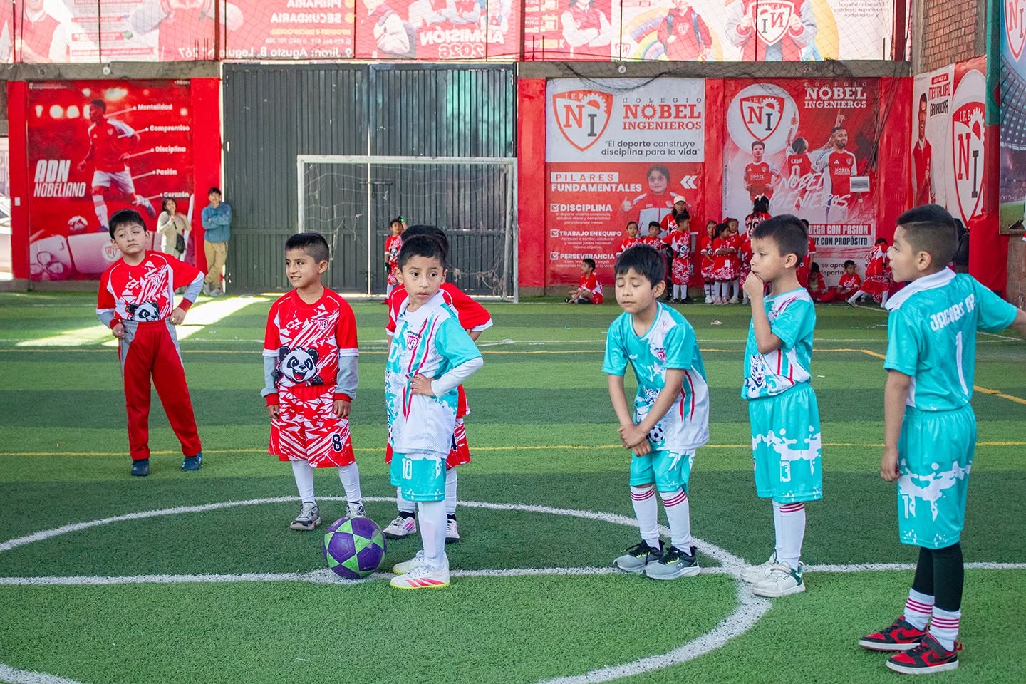 Cancha iluminada